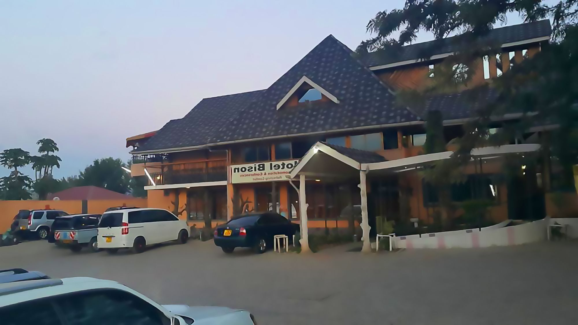 Bison Hotel Nakuru Exterior photo